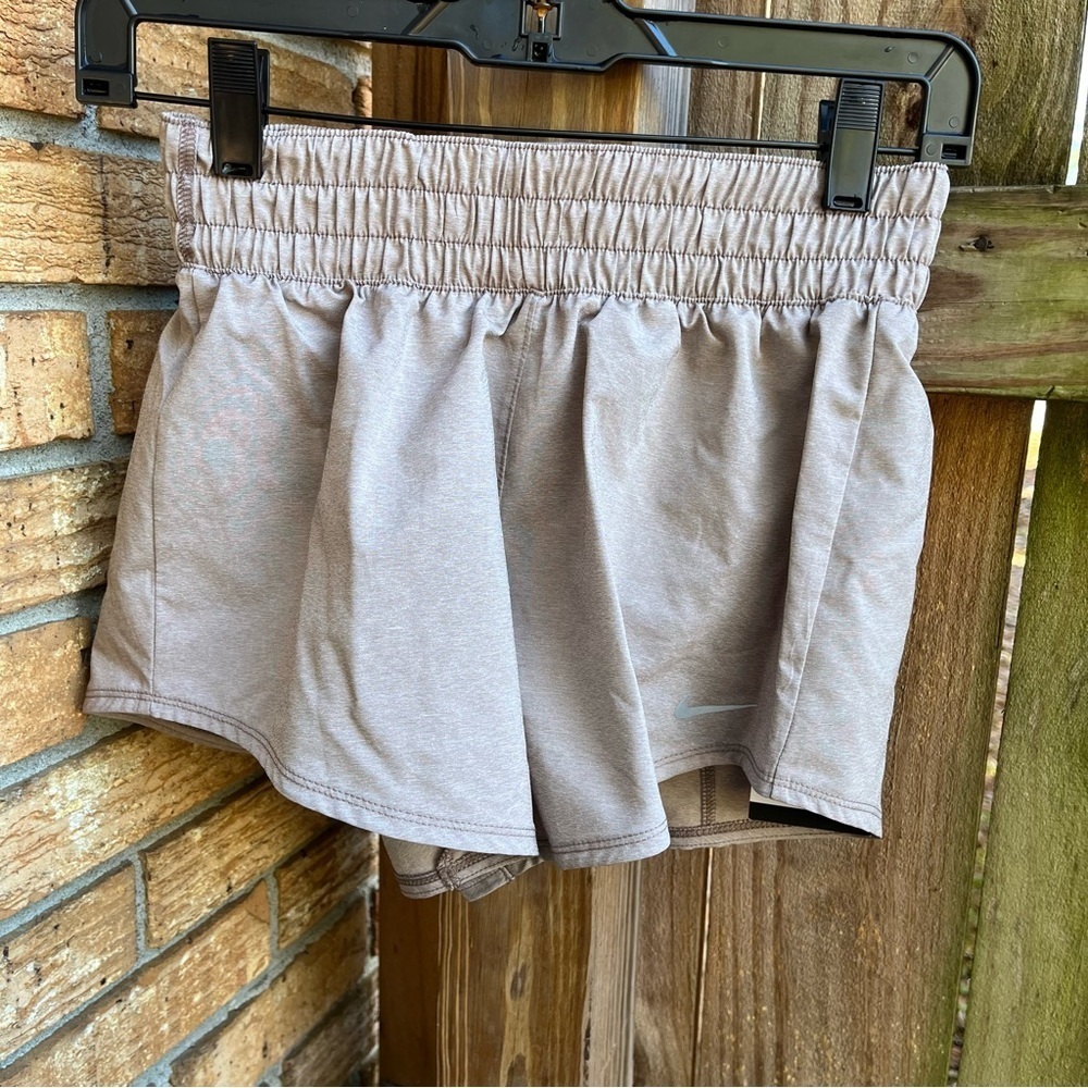 Nike Women's Athletic Shorts in Dusty Mauve/Tan